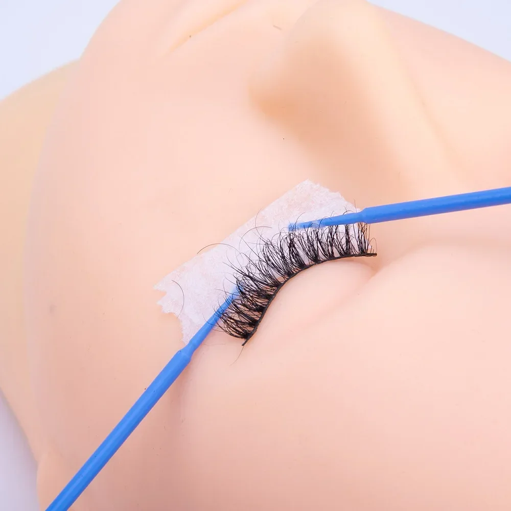 Brosse de nettoyage de cils, 1 - Beauty And Makeup Quotes avis et prix