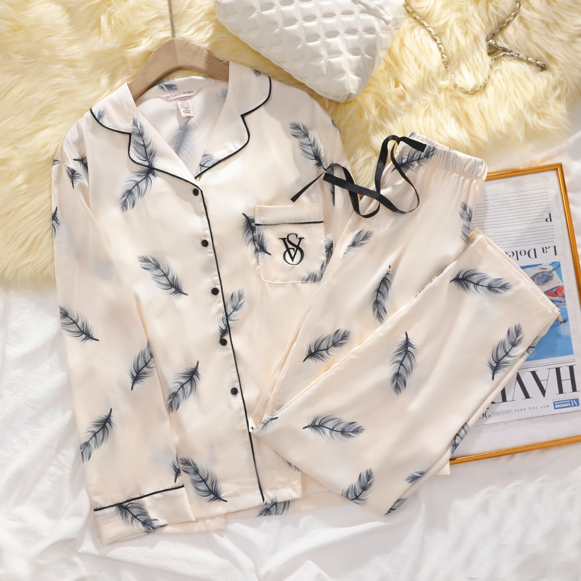 Ensemble de pyjama en soie sat - Beauty Makeup Louis Vuitton avis et prix
