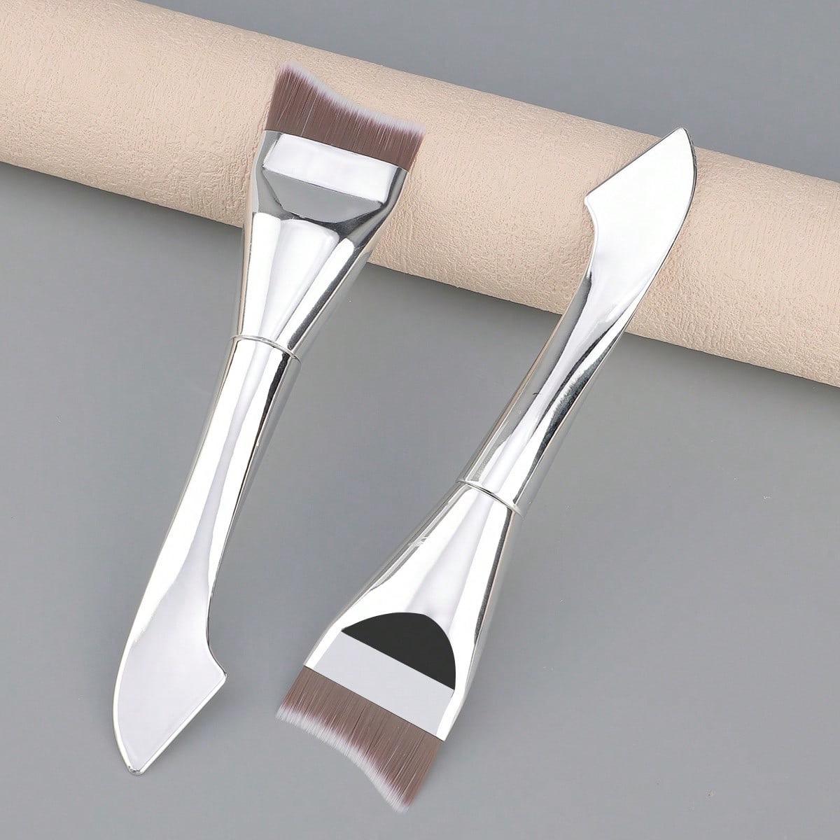 Pinceau de maquillage pour fon - Beauty Makeup Design avis et prix